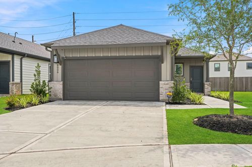 8006 Magnolia Praire Ln, Cypress, TX, 77433-8733 | Card Image