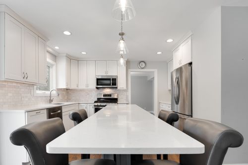 4910 Taffy Ct, Richmond, IL, 60071-9762 | Card Image