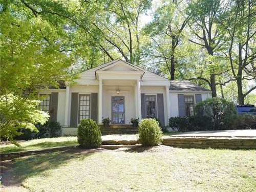 746 Forrest Trl Nw, Atlanta, GA, 30318-2518 | Card Image