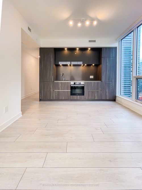 2116-35 Mercer Street, Toronto, ON, M5V1H2 | Card Image