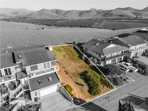 2350 Nutmeg Ave, Morro Bay, CA, 93442-1732 | Card Image