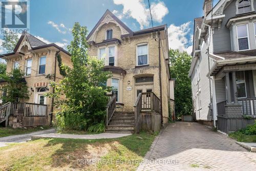 46 Stanley St, London, ON, N6C1B1 | Card Image