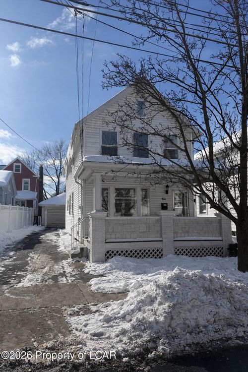 403 E Northampton St, Wilkes Barre Township, PA, 18702-6322 | Card Image