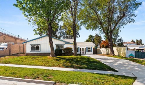 5968 Robinson Ave, Riverside, CA, 92503-8618 | Card Image