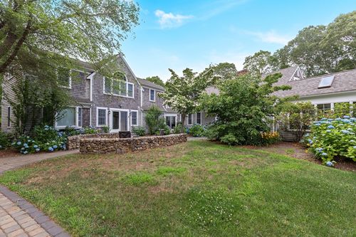 414 Osterville West Barnstable Rd, Osterville, MA, 02655 | Card Image