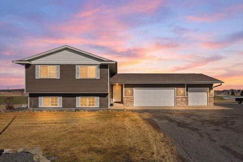 1110 190th St, Dresser, WI, 54009-4422 | Card Image
