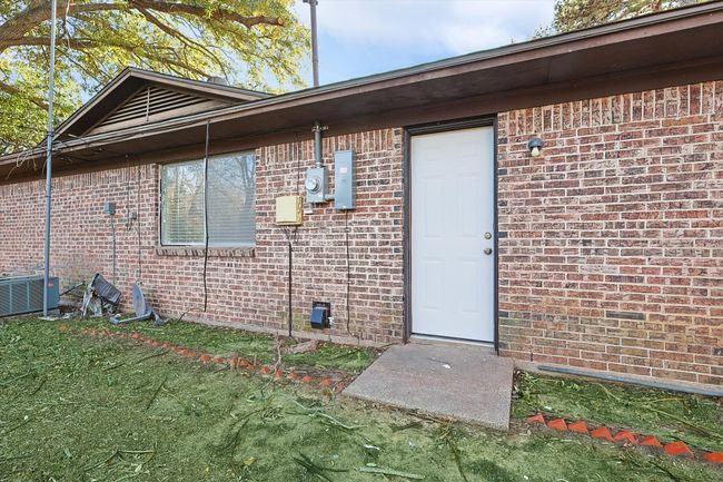 1907 Nevada St, House other with 3 bedrooms, 2 bathrooms and null parking in Denton TX | Image 19