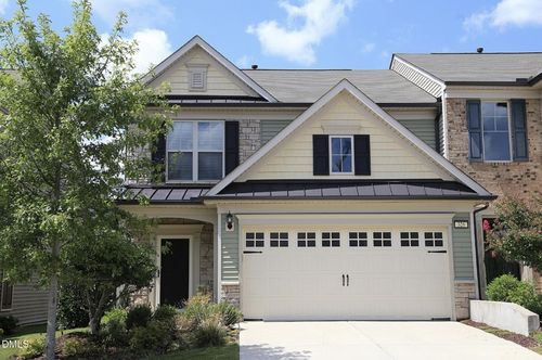 326 Brier Crossings Loop, Durham, NC, 27703-9834 | Card Image