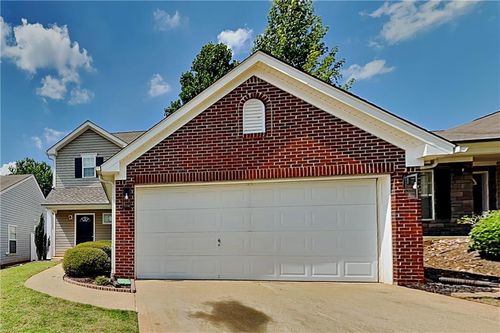 76 Arrowhead Dr, Dallas, GA, 30132-9435 | Card Image