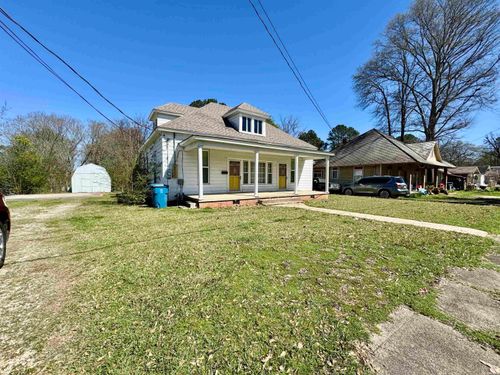 124 W Sullenberger Ave, Malvern, AR, 72104-5140 | Card Image