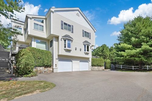 1303-1303 Old Bridge Ln, Bellingham, MA, 02019-3129 | Card Image