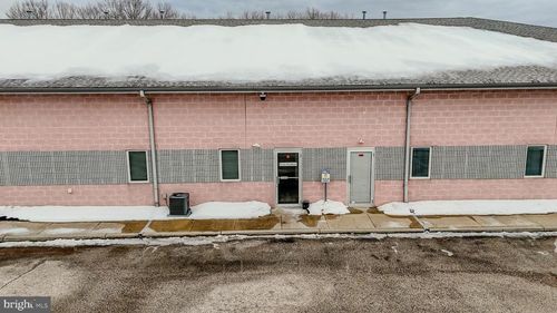 b-430 Commerce Lane, West Berlin, NJ, 08091 | Card Image