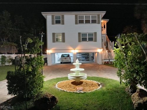 254 Palermo Cir, FORT MYERS BEACH, FL, 33931-2723 | Card Image
