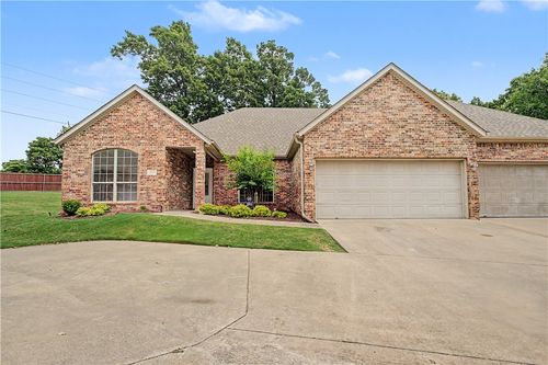 4281 N Meadow View Dr, Fayetteville, AR, 72703-5003 | Card Image