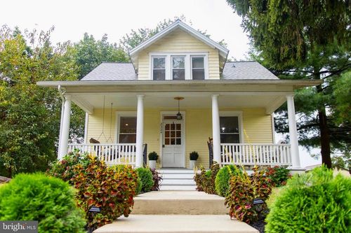 2324 Wood St, LANCASTER, PA, 17603-2255 | Card Image
