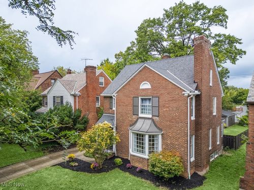 17725 Scottsdale Blvd, Shaker Heights, OH, 44122-6401 | Card Image