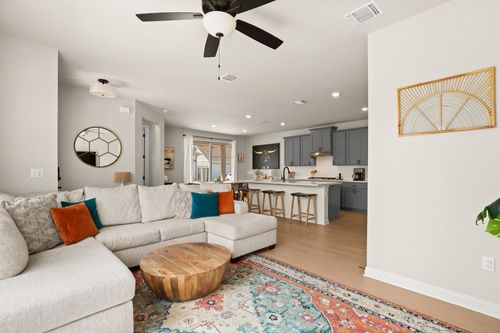 8316 Ausblick Ave, Austin, TX, 78744-4596 | Card Image