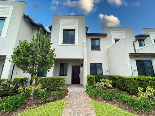 949 Ne 211th St, Miami, FL, 33179-1380 | Card Image