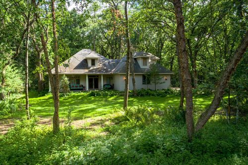 17 Baillon Ln, Saint Marys Point, MN, 55043-8714 | Card Image