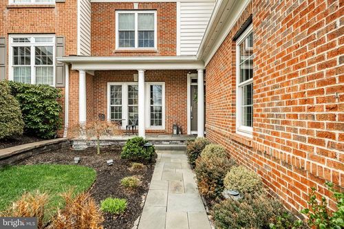 313 S Caldwell Cir, DOWNINGTOWN, PA, 19335-4943 | Card Image