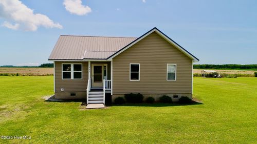 269 Lake View Rd, Engelhard, NC, 27824-9213 | Card Image