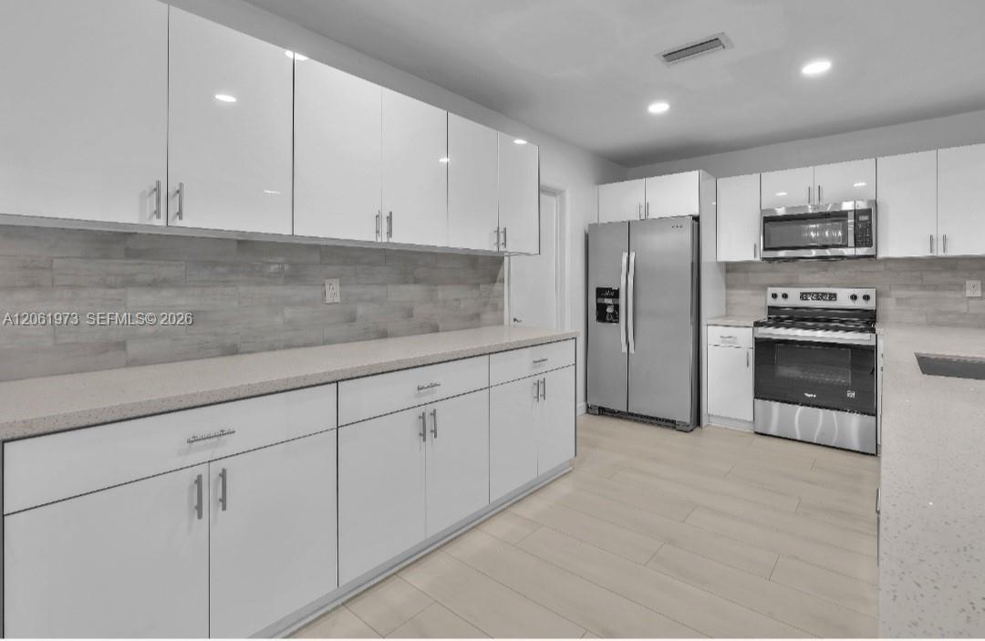 Residential in Lauderdale Lakes 4