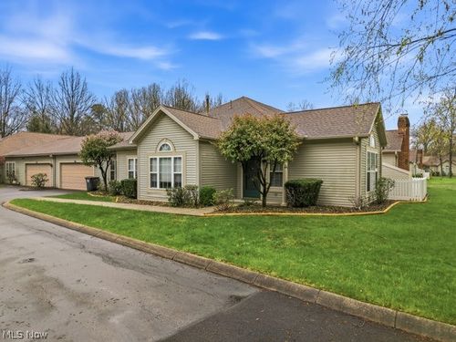 5a-5 Hunters Woods Blvd, Canfield, OH, 44406-8805 | Card Image
