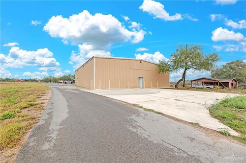 10017 N Glasscock Rd, Mission, TX, 78573-6053 | Card Image