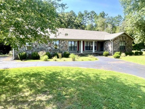 1250 Clifft Rd, Bolivar, TN, 38008-3804 | Card Image