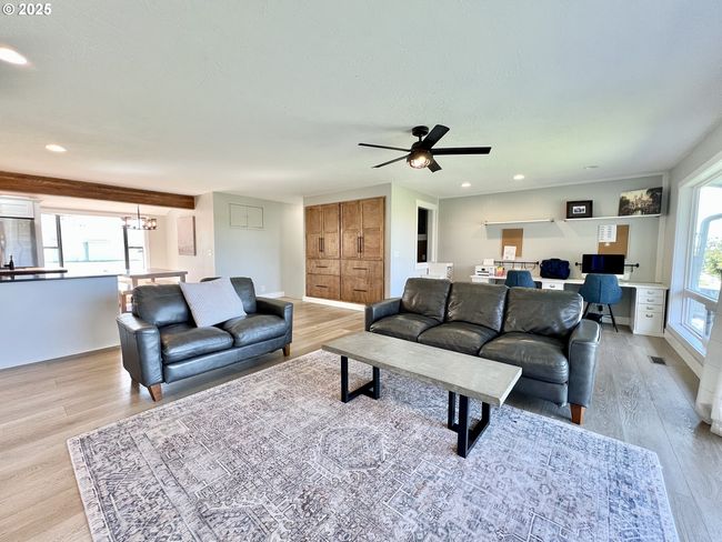 1082 E Highland Ave, House other with 5 bedrooms, 3 bathrooms and 2 parking in Hermiston OR | Image 24