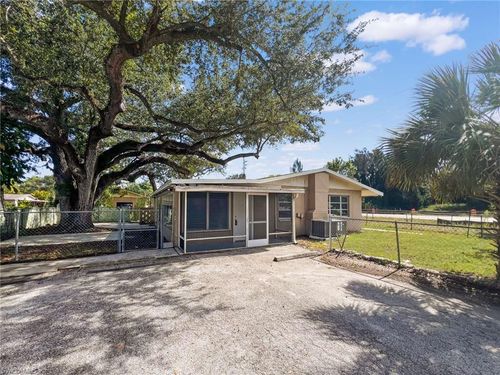 apt-1-9861 Orange River Blvd, Fort Myers, FL, 33905-2704 | Card Image