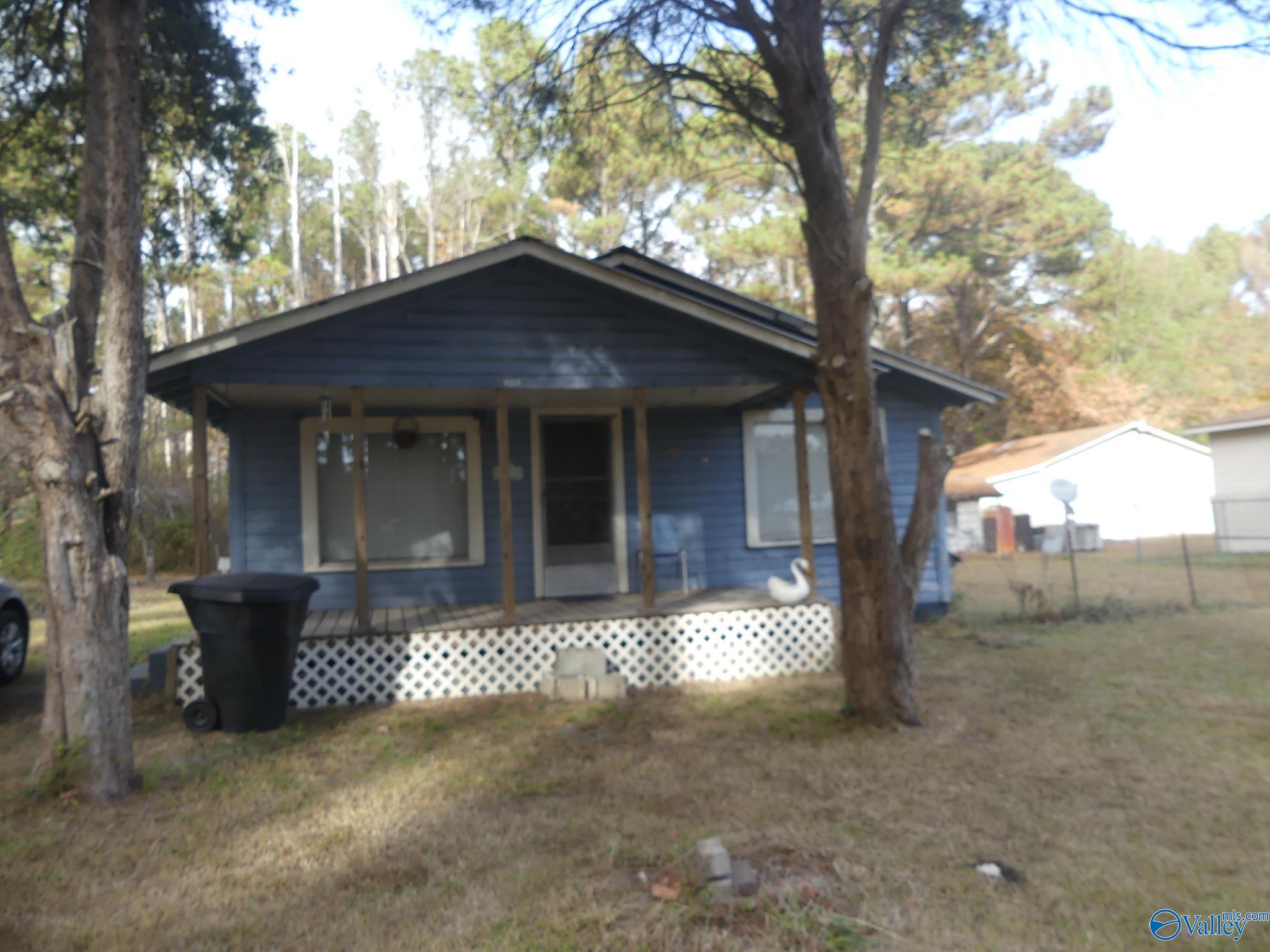 Adams St, Gadsden, AL 35904
