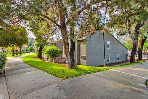 apt-67-1350 N Escondido Blvd, Escondido, CA, 92026-2526 | Card Image