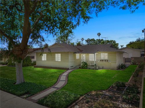 691 N Palm Ave, Upland, CA, 91786-4618 | Card Image