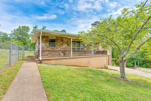 207 Regal Dr, Chattanooga, TN, 37415-4611 | Card Image