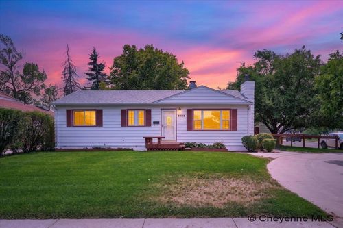 3905 E 8th St, Cheyenne, WY, 82001-6639 | Card Image