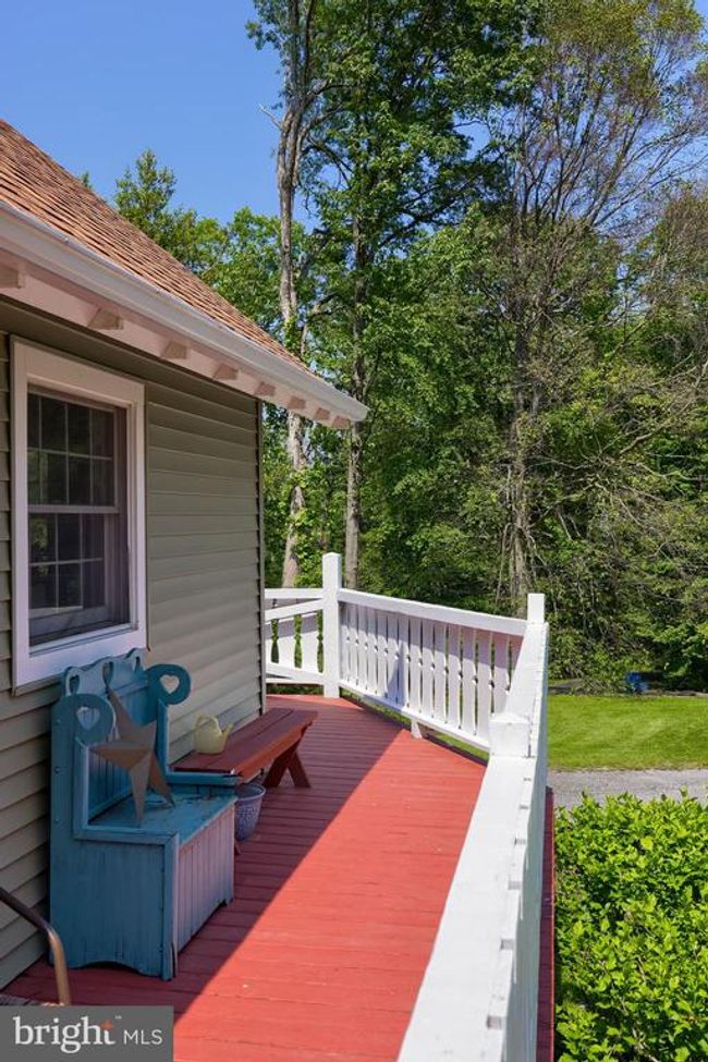 402 Swamp Rd, House other with 3 bedrooms, 2 bathrooms and null parking in MORGANTOWN PA | Image 52