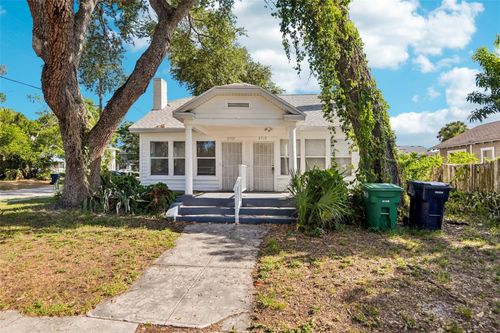 2715 W North A St, TAMPA, FL, 33609-2330 | Card Image