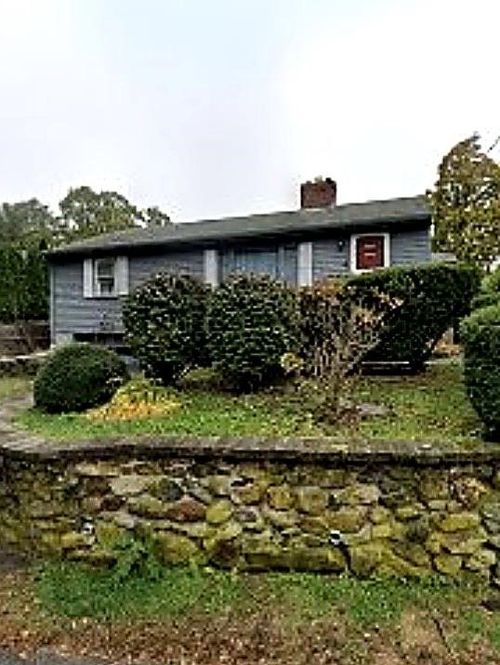 2 Savin Rd, Wakefield, MA, 01880-3118 | Card Image