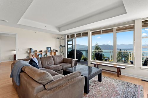 8601 Seascape Pl, West Vancouver, BC, V7W3J7 | Card Image