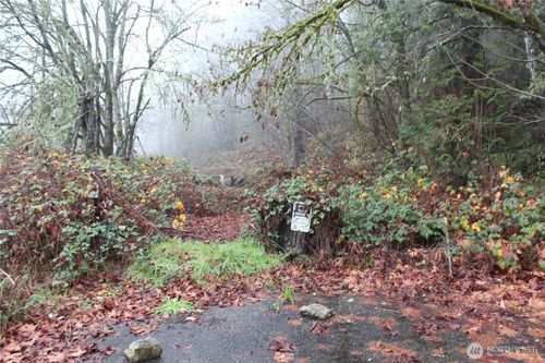 7104 Ocean Beach Hwy, Longview, WA, 98632-9457 | Card Image