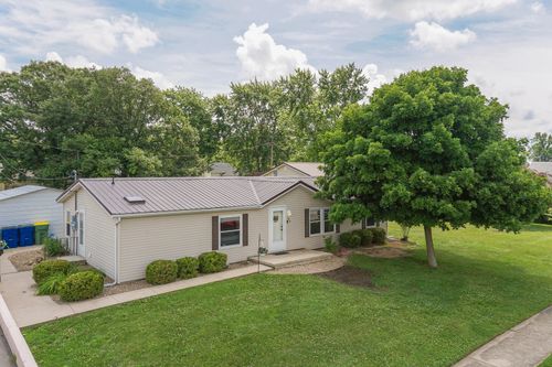 103 S Benson St, Lexington, IL, 61753-1205 | Card Image