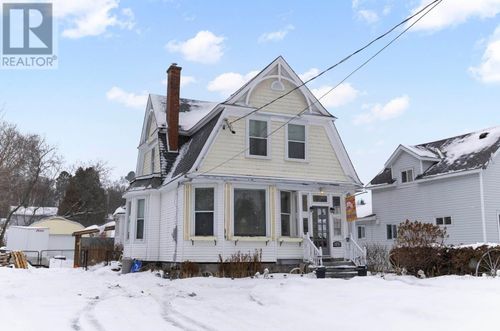 206 Water St, Bruce Mines, ON, P0R1C0 | Card Image