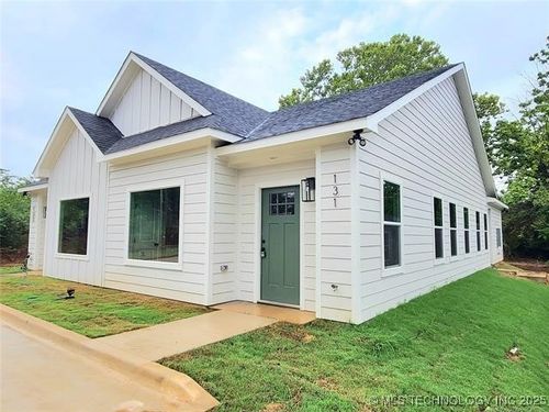 131 S Mclean Dr, Durant, OK, 74701-5329 | Card Image