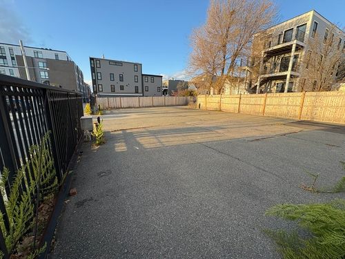 368-364 Athens St, Boston, MA, 02127-2226 | Card Image