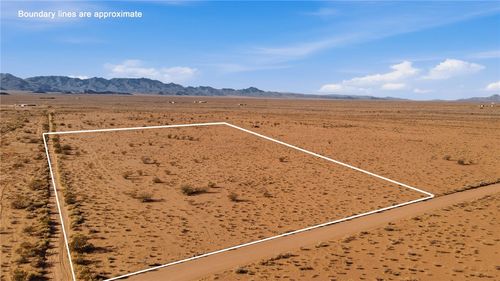 064E N Sharon Rd, Kingman, AZ, 86401 | Card Image
