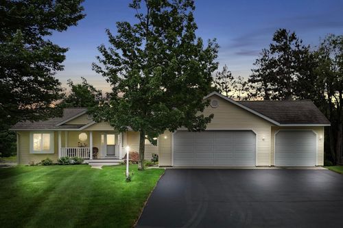 1568 Nightingale Ln, Kingsley, MI, 49649-9212 | Card Image