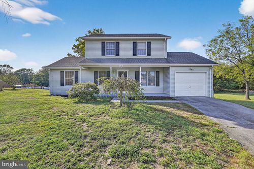 74 Noel Dr, Martinsburg, WV, 25404-1332 | Card Image