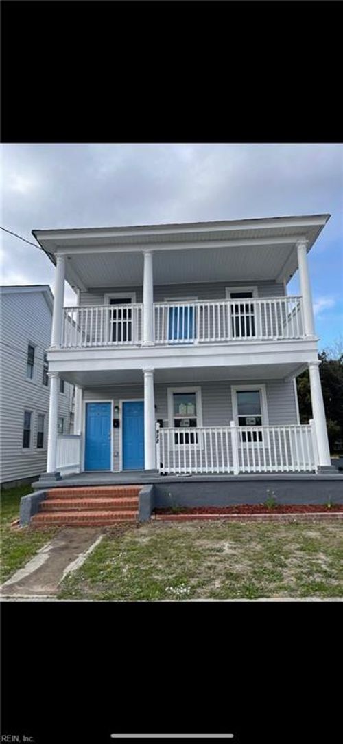 922 Holladay St, Portsmouth, VA, 23704-2228 | Card Image