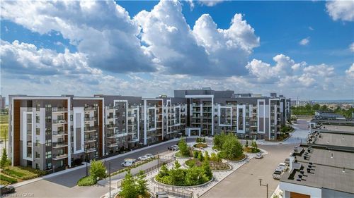 304-128 Grovewood Common, Oakville, ON, L6H0X3 | Card Image